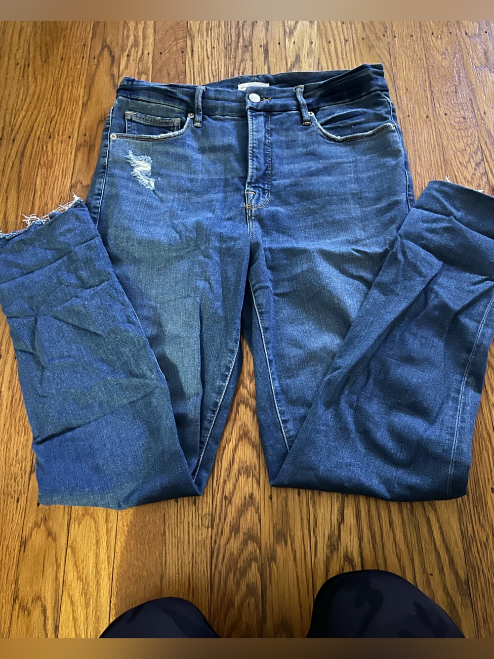 Good American Dark Blue Distressed Slim Jeans